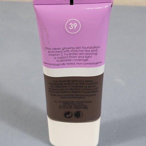 Sephora SClean Glowing Skin Foundation, #39 Deepest Dark with neutral UNDERTONES - Picture 2 of 3